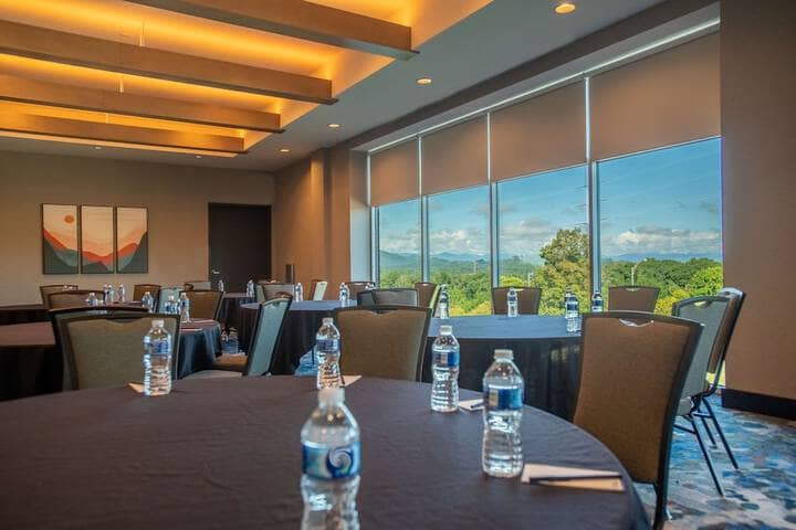 Meeting facility