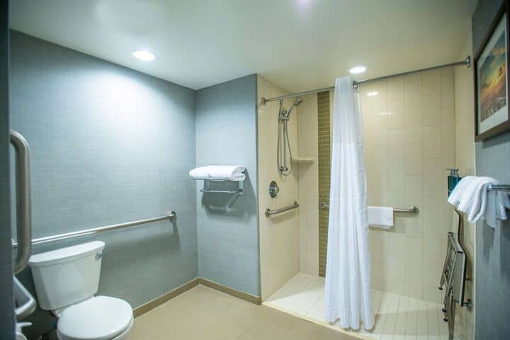 Bathroom shower